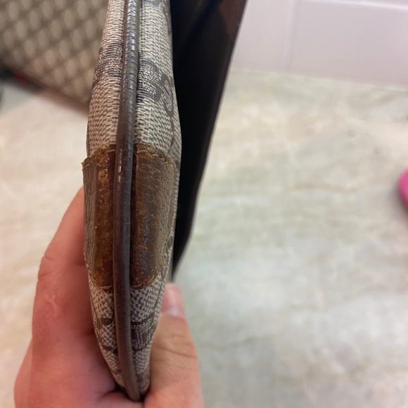 Vintage Gucci GG Foldover Clutch Canvas PVC - Accessory Collection - Picture 3 of 13